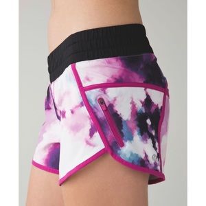 Lululemon Tracker Short III in blooming pixie multi raspberry pink size 6